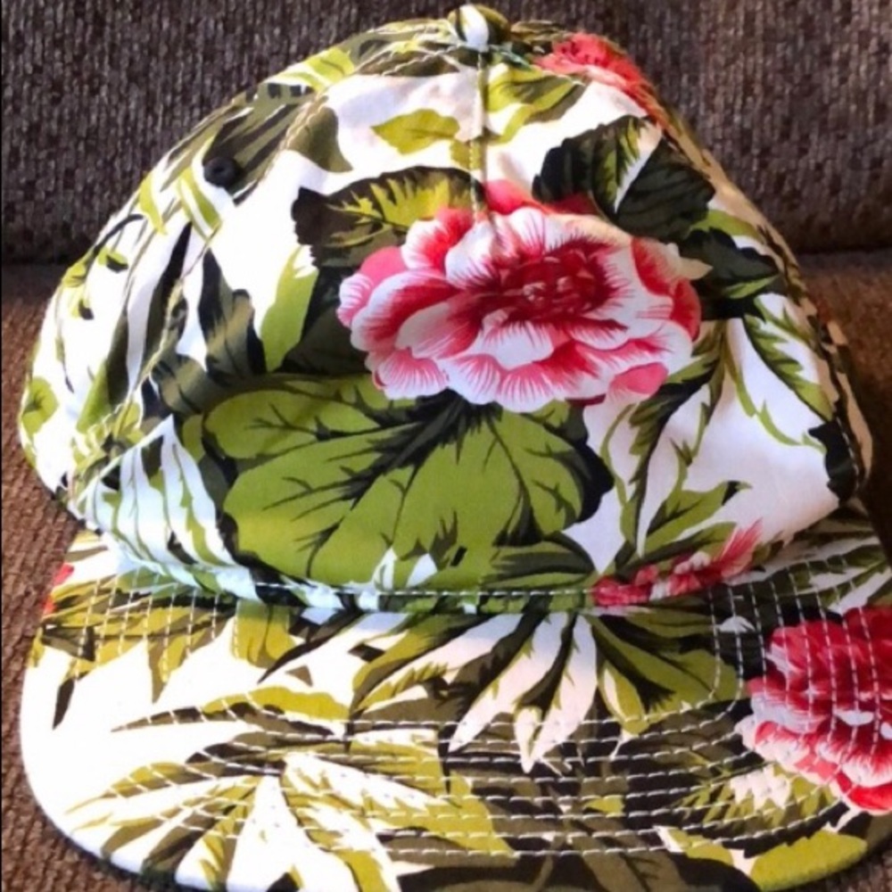 Neff SnapBack Hawaiian Hat